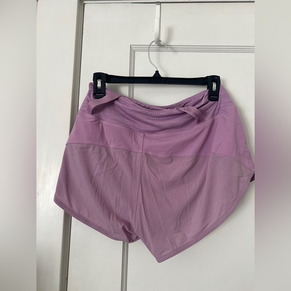 Outdoor Voices Hudson 2.5" Shorts in Lilac Purple size Medium - Picture 3 of 5